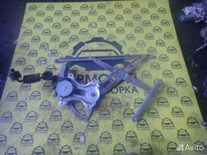 Стеклоподъемник передний правый Lexus GS 2005-2011