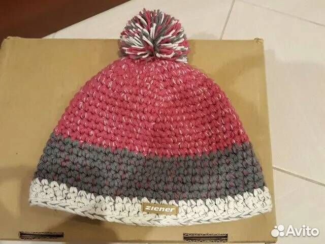 Шапка вязаная, берет из шерсти
