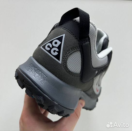 Nike ACG Mountain Fly Gore-TeX