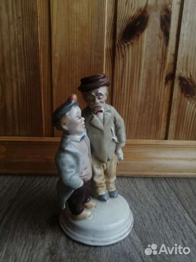 Статуэтка фарфоровая Германия гдр