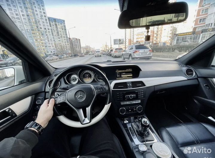 Mercedes-Benz C-класс 1.8 AT, 2011, 249 000 км