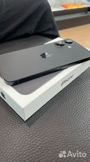 iPhone 16, 256 ГБ