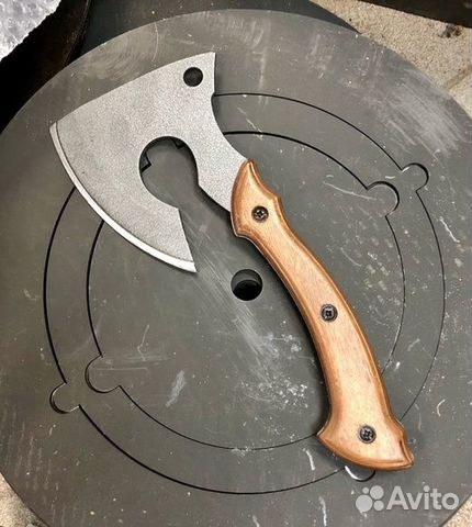 Топор кованый Малой