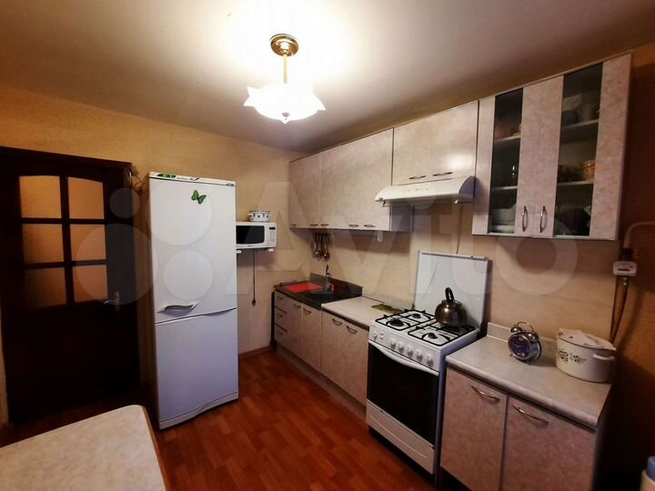 4-к. квартира, 79,8 м², 1/11 эт.