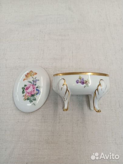 Шкатулка на ножках фарфор Jlmenau Германия