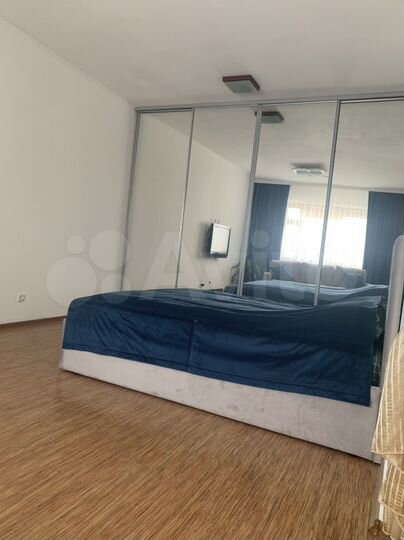1-к. квартира, 40 м², 8/10 эт.