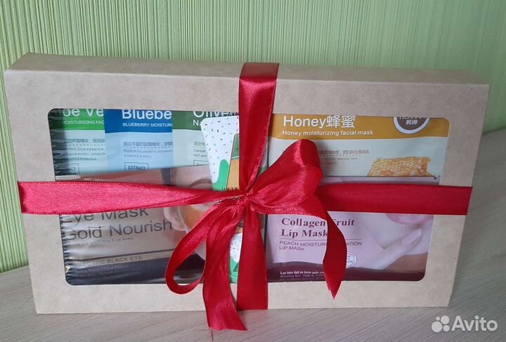 Подарочный набор-бокс косметики