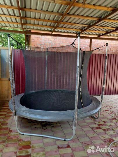 Продаю батут