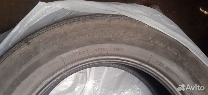 Bridgestone Dueler H/T 215/65 R16 98
