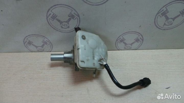 Главный тормозной цилиндр гтц Peugeot 308 5FS EP6C