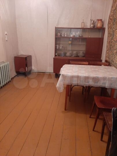 Доля в 2-к. квартире, 40 м², 2/2 эт.