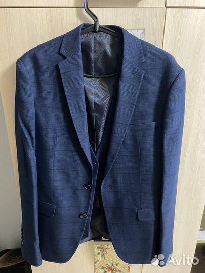 Школьный костюм