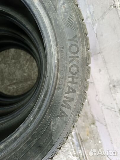 Yokohama Ice Guard IG50+ 215/55 R17