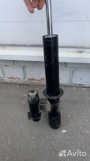 Амортизатор передний правый бмв 7 G12