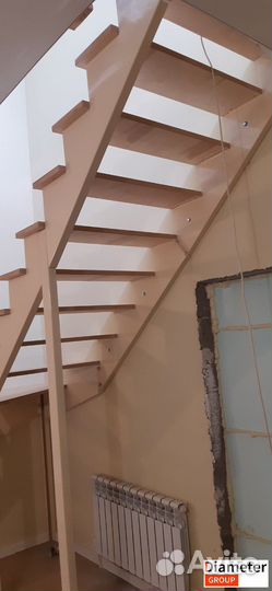 Установка модульной лестницы из сосны