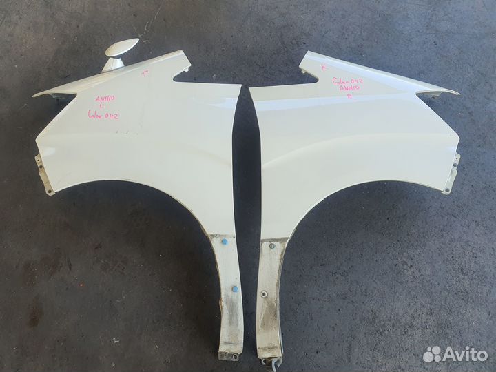 Крыло перед лево c Toyota Alphard ANH10W 2AZ-FE