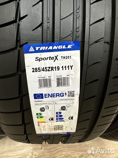 Triangle Sports TH201 255/50 R19 104VR