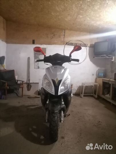 Продам racer YH50QT-J