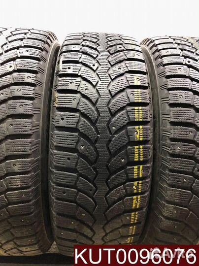 Bridgestone Blizzak Spike-01 215/65 R16 107U