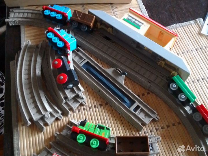 Паровозик Томас- железная дорога