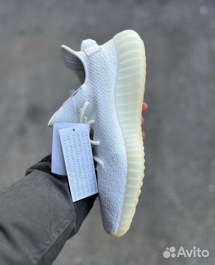 10.5 US. Adidas Yeezy Boost 350 V2 Cream. Оригинал