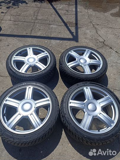 R17 Kumho WinterCraft WP71 205/45, PCD 4x98 DIA 58.6