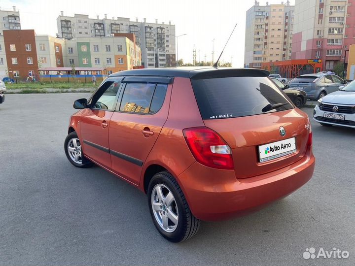 Skoda Fabia 1.6 AT, 2009, 135 000 км