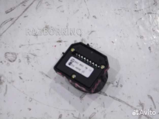 Кнопка обогрева сидений