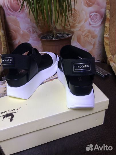 Босоножки женские 38 размер