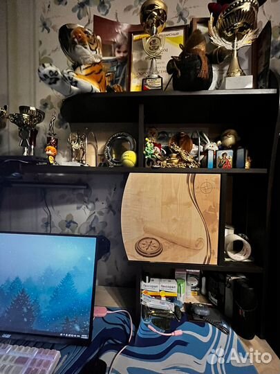 Письменный стол для школьника бу