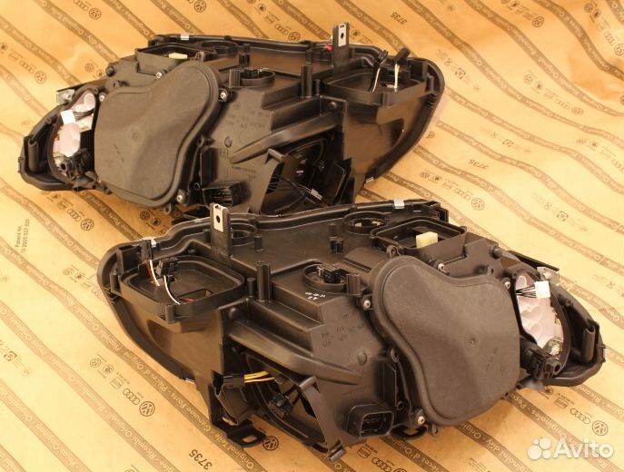 BMW 3 E92 E93 рест. LCI 10-13 фары BI-xenon LED