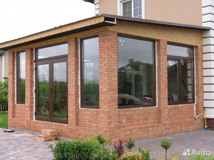 Пластиковые окна и двери. Остекление коттеджей