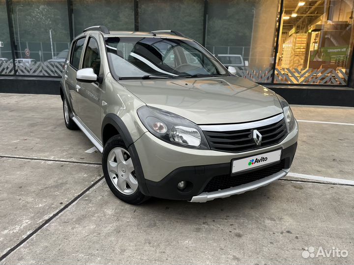 Renault Sandero Stepway 1.6 AT, 2013, 130 000 км