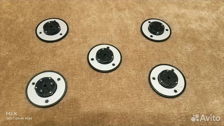 Шпиндель / держатель диска PS1 пс1 Ps one