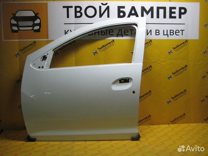 Дверь передняя левая Renault Logan 2014 белая