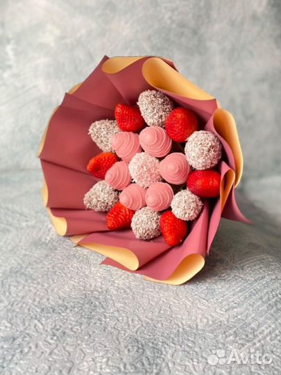 Клубника в шоколаде букеты