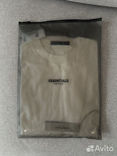 Белая Футболка Fear of god essentials