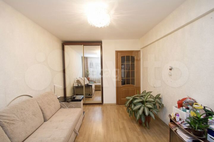 2-к. квартира, 49 м², 5/5 эт.