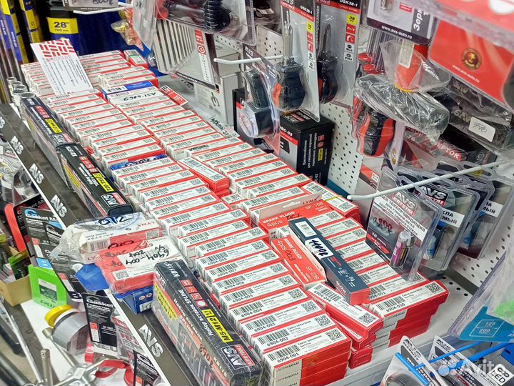 Свеча зажигания toyota auris/avensis/corolla/yaris