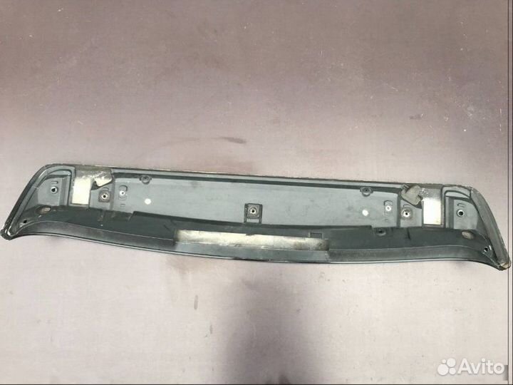 Спойлер багажника Porsche Cayenne