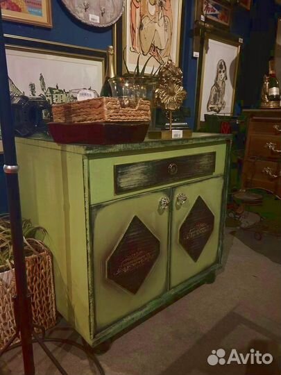 Комод зеленый дизайнерский