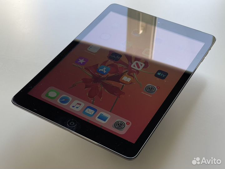 iPad Air 16GB Space Gray LTE Cellular в идеале