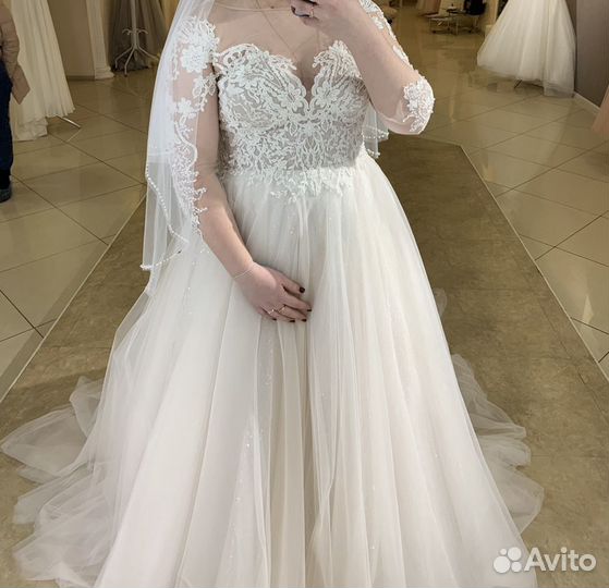 Свадебное платье