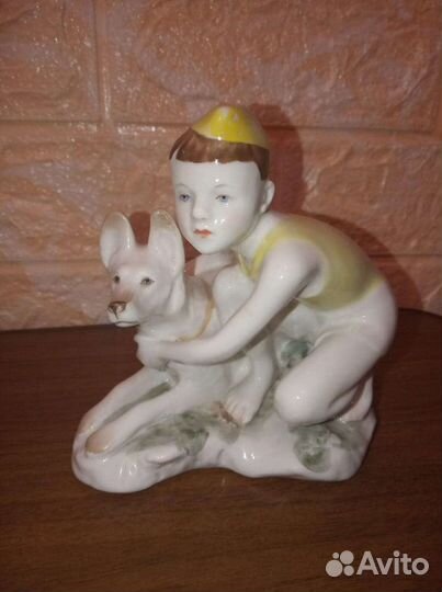 Статуэтка юный пограничник СССР