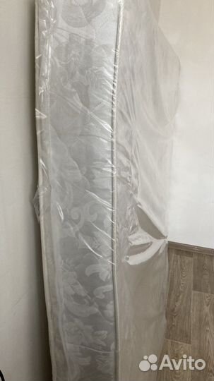 Матрас 160х200 бу