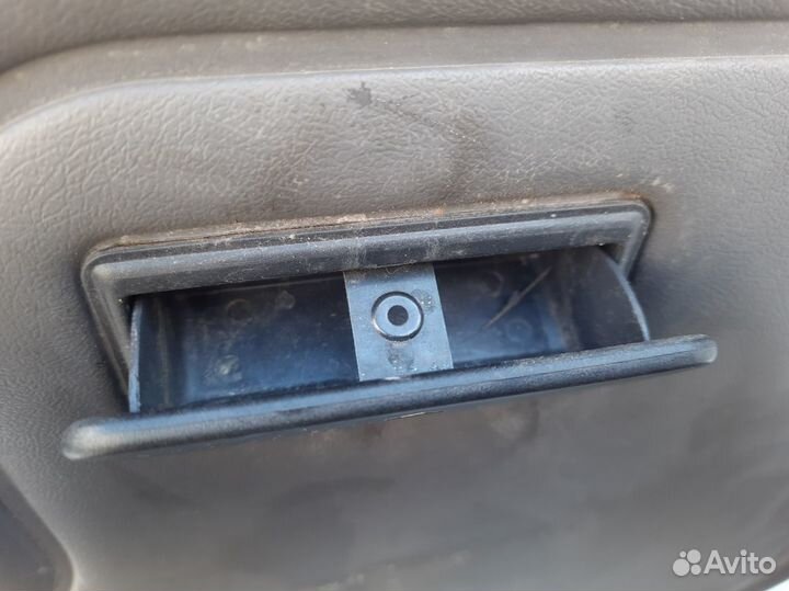 Обшивка двери сдвижной Форд Торнео Коннект