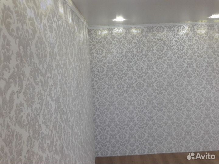 Поклейка обоев