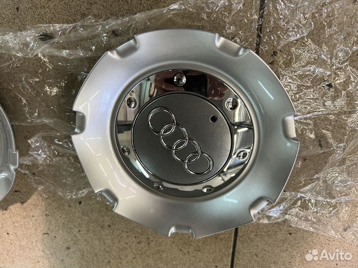 Колпак литого диска Ауди S4, S6, S8