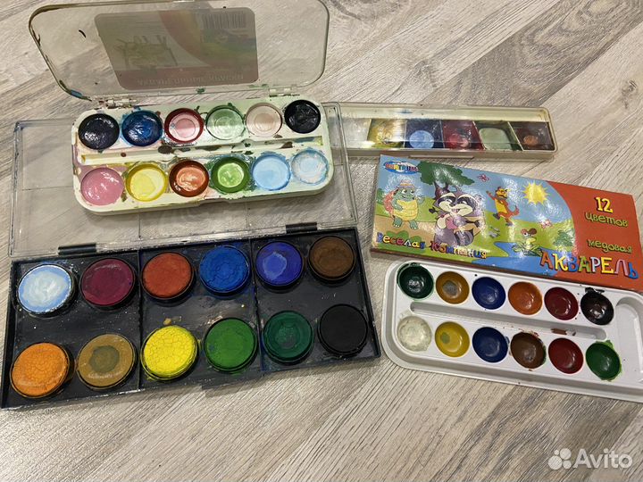 Краски акварельные