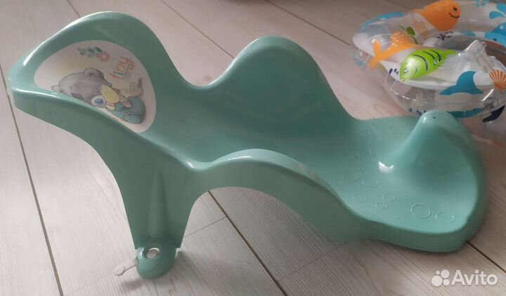 Горка и круг для купания